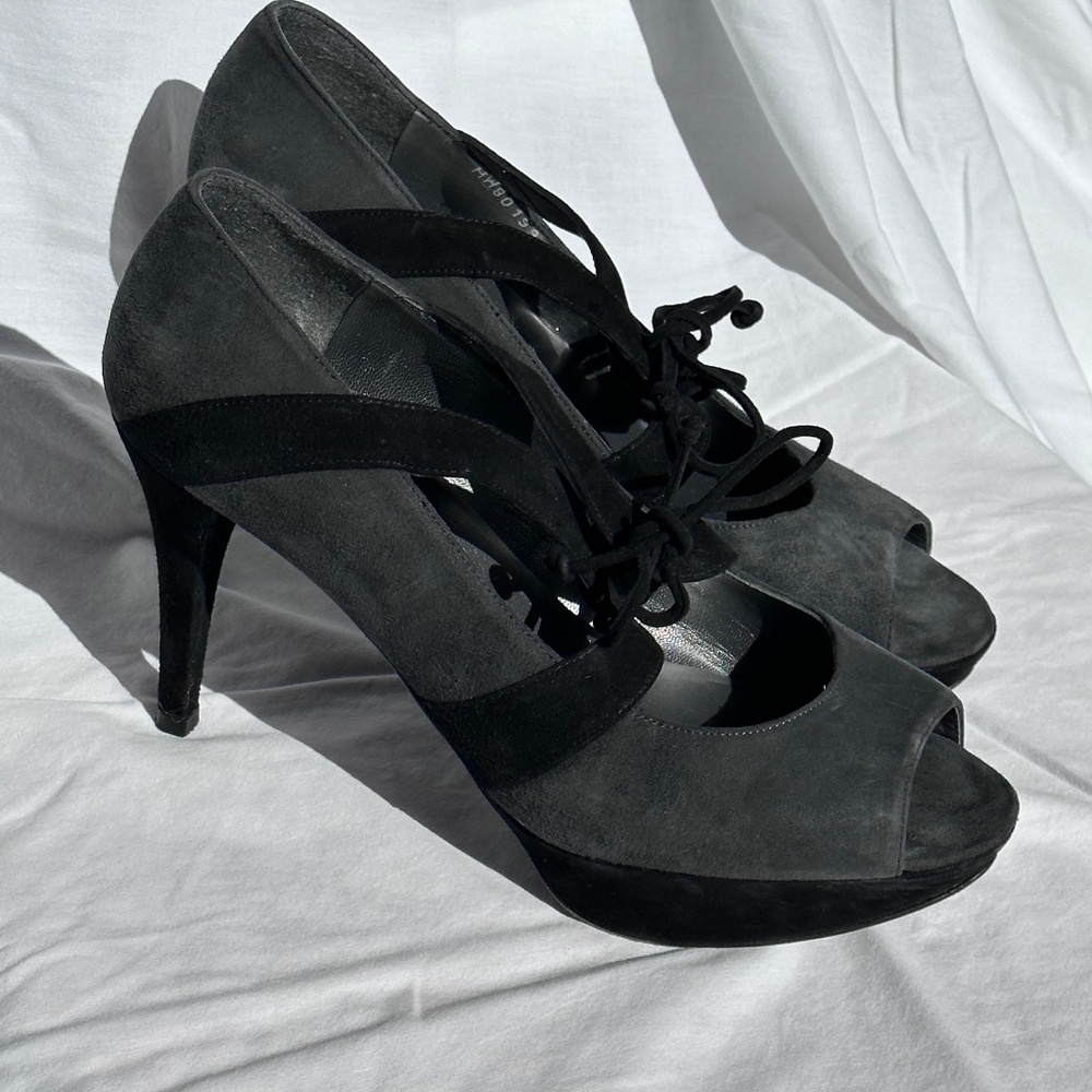 STUART WEITZMAN - Suede Colorblock Pattern Pump